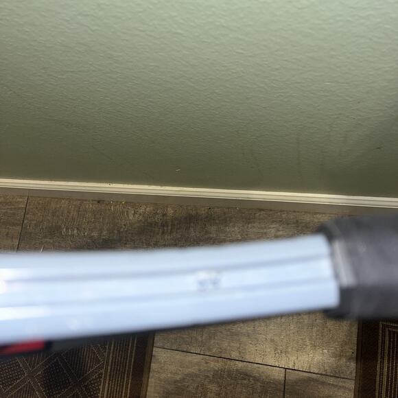 Wilson Feder 25 , 25 Inch Long,3 7/8 Grip .Gray And Red. - Picture 10 of 11